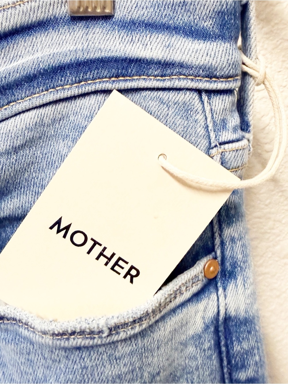 NEW MOTHER The Mid Rise Dazzler Ankle Step Fray Jeans Ropin’ N’ Ridin’ 33 NWT - Picture 3 of 11